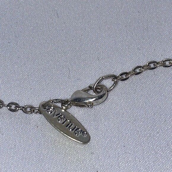 Beautiful long necklace - Picture 8 of 8